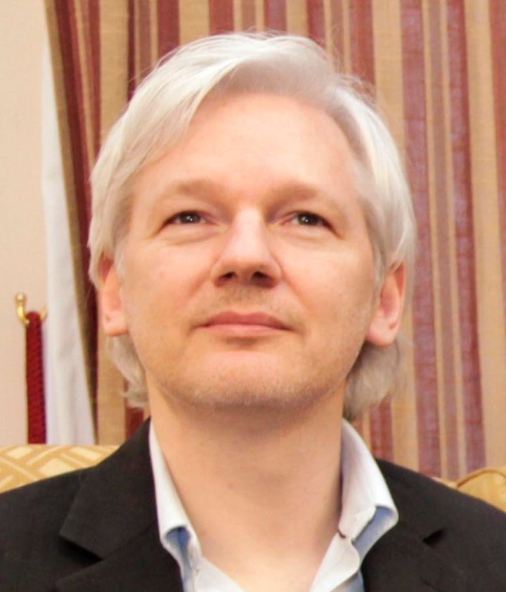 🅼🅰🆁🅸🅰 🅼.  tweet media