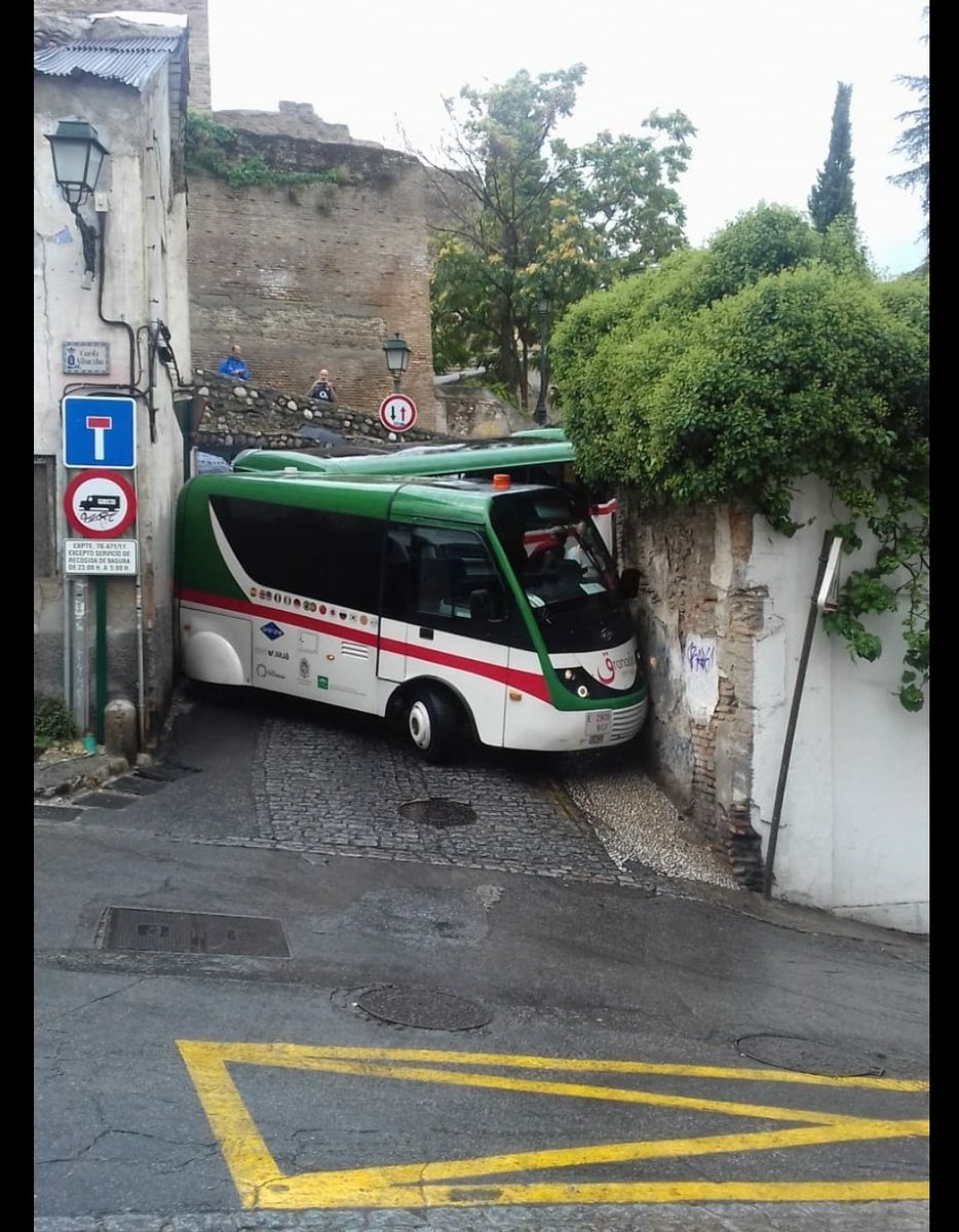 Lo del Evergreen ya lo predijeron en Granada.