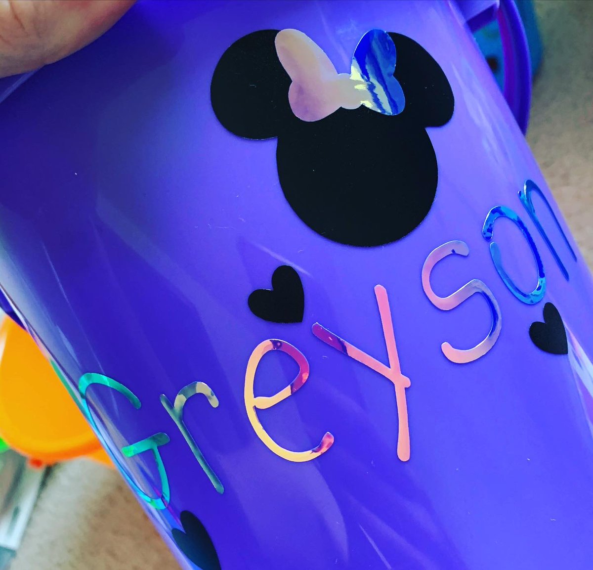 MinnichChelsea's tweet photo. I’m selling personalized Easter gifts 🐣🐰🌈 please retweet! 
Buckets $8
Bows $5
Eggs $5 https://t.co/cofyPeqm0y