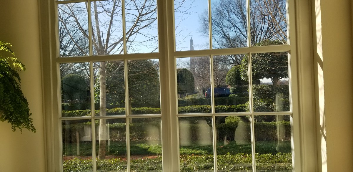 McAnnaMarie's tweet photo. Visiting the White House
@yousuckMZ @elonmusk #dearMoon #dearMoonCandidate #Philanthropy #dearMoonCrew #YusakuMaezawa #ElonMusk #SpaceX #dearMoonProject https://t.co/C3yEsFdopi