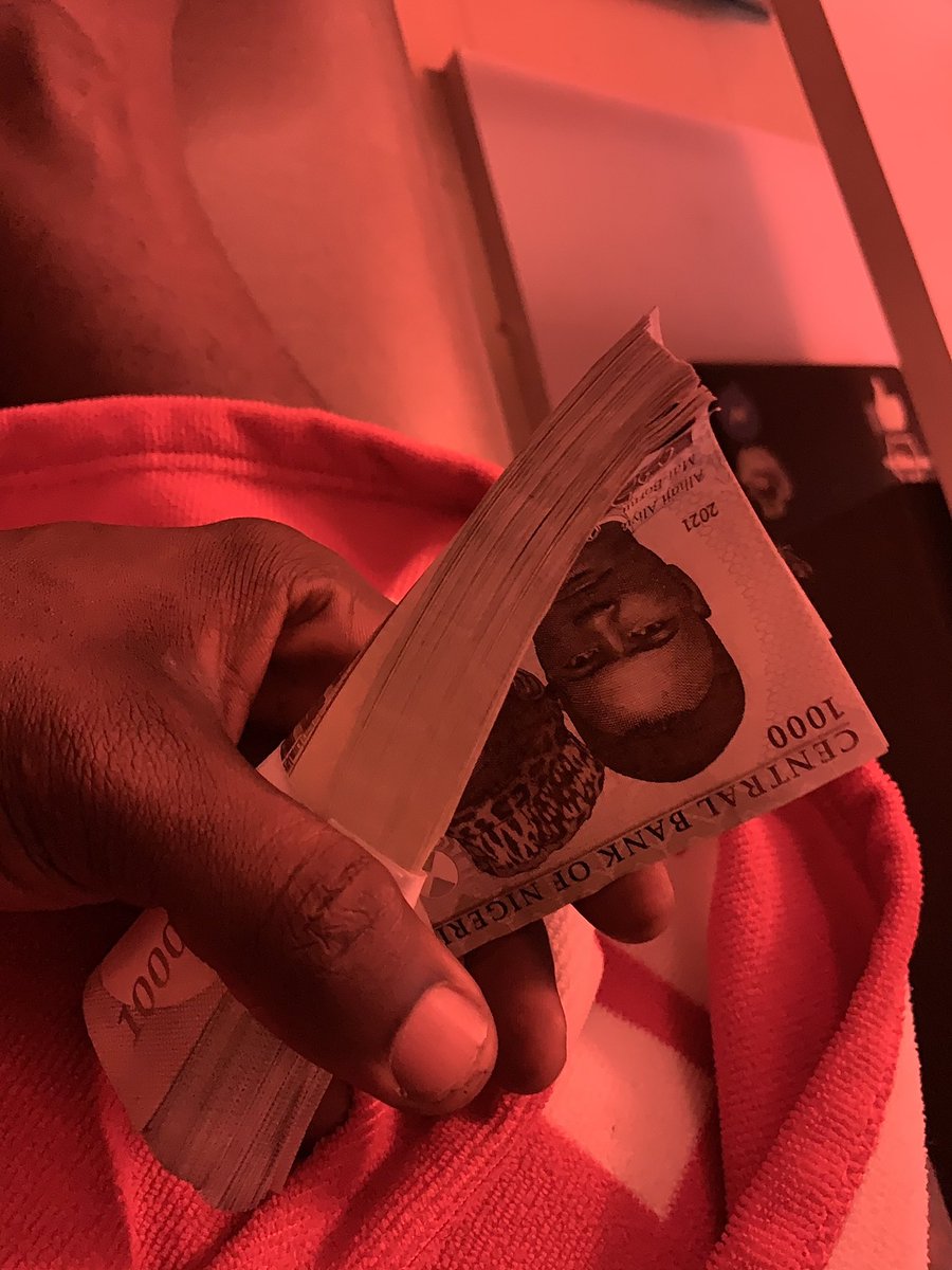 Ikwiseprodigy's tweet photo. Birthday gift arrived late, he said he don’t know what to buy so he wrapped this. Thanks Yèlè 
I’m definitely giving out 20k from this If I could get to 1k subscribers on my YouTube channel in 24hours. To know I’m not a joker, let share 10k for 10 folks first. https://t.co/GHnKYr5pjc