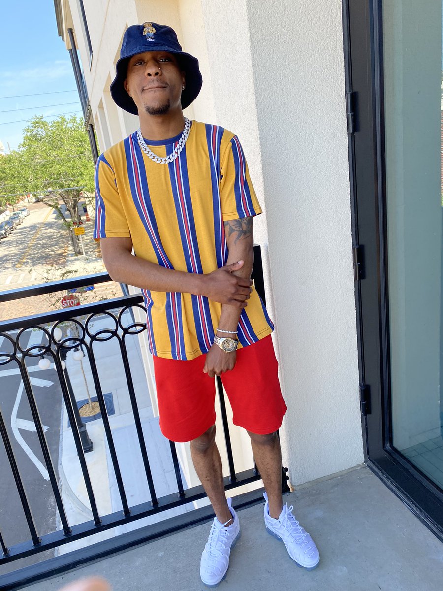 campleas02's tweet image. ✌🏾✌🏾year