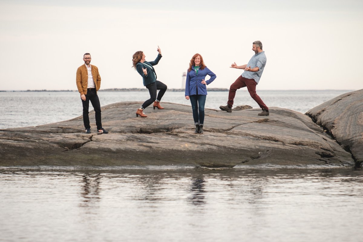 When you get your band shots back and realise that only two of you take your job seriously 🙄

Don't forget to vote for your Fan's Choice Entertainer of the Year! ➡️ bit.ly/ECMAFansChoice 

#ECMA #Junos50 #capebreton #tradmusic #folk #halifax #beolach #fanschoice #cbc #cbcmusic