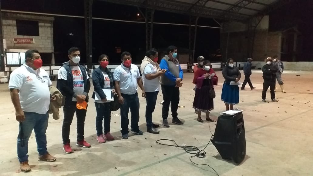 GC_Ecuador's tweet photo. Llegamos a todos los rincones del País 🇪🇨 nada nos para.
Coordinado en conjunto con la Jefatura de Campaña @patynunezr1 ,#GeneraciondelCambio #Chimborazo realizando la vocería del #PlanRural en #Alausi.
@ecuarauz @rabascallcarlos @MashiRafael @henry_caceresr @enriquemenoscal https://t.co/uuBYJpl4hu