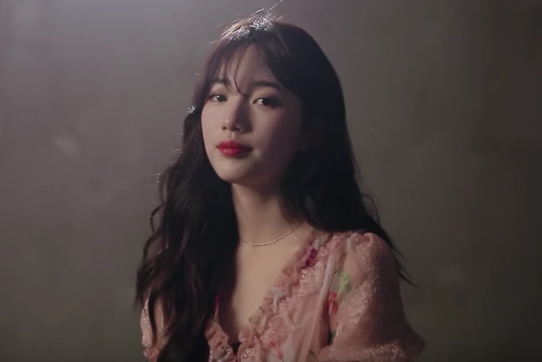 annef_twt's tweet photo. ﹫ · 𝗮nne ♡⃕ #Twizing9thCB.
Hoy se encuentran haciendo comeback las nenas más lindas y a quien admiro demasiado desde hace tiempo. ¿Me firman la frente? Soy gran fan de estas nenas y orgullosa estoy de todo su talento. https://t.co/nPFHEbRNZ0
