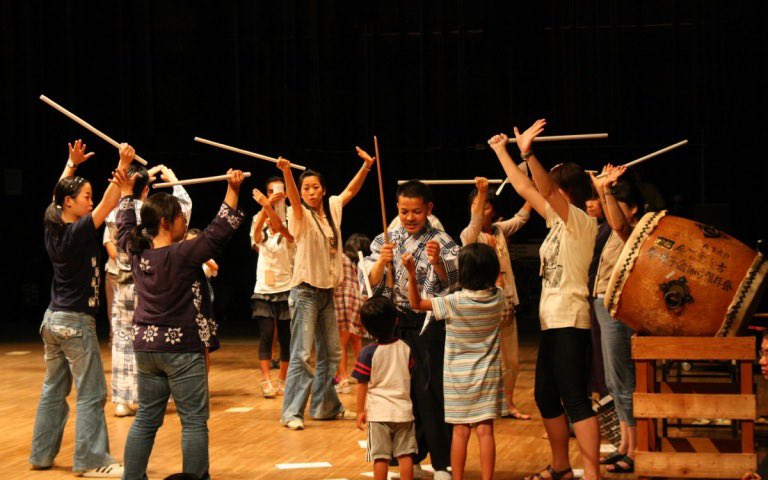MIRAI_2020's tweet photo. 本日11時と15時から
歌舞伎ワークショップ始まります！
『歌舞伎ことはじめ』
劇団　前進座
🎪長野県 / 下諏訪総合文化センター- あすなろホール

https://t.co/ljvARDvEFK https://t.co/129iIpmTG9