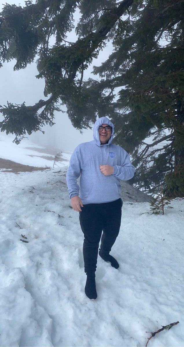 HellShowers's tweet image. Yall I finally really saw snow...