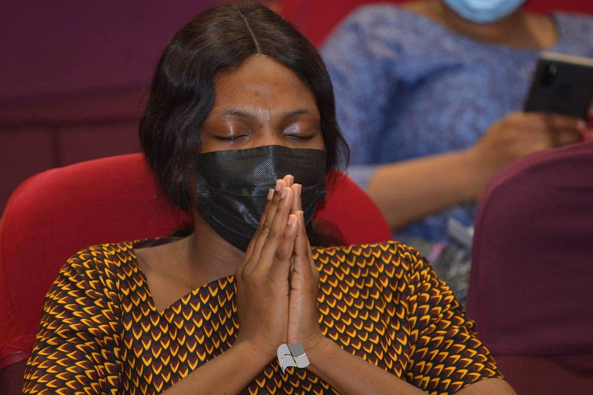 TFOLC's tweet photo. Those little prayers you offer...
Those subtle words you mutter...
God hears them!
He only asks that you ask, and you shall receive!
As you go into this week, ask of God all that you desire, and you will receive according to His will!
#FamilySundayService #TFOLC #FountainOfLife https://t.co/vRphoU1SAp