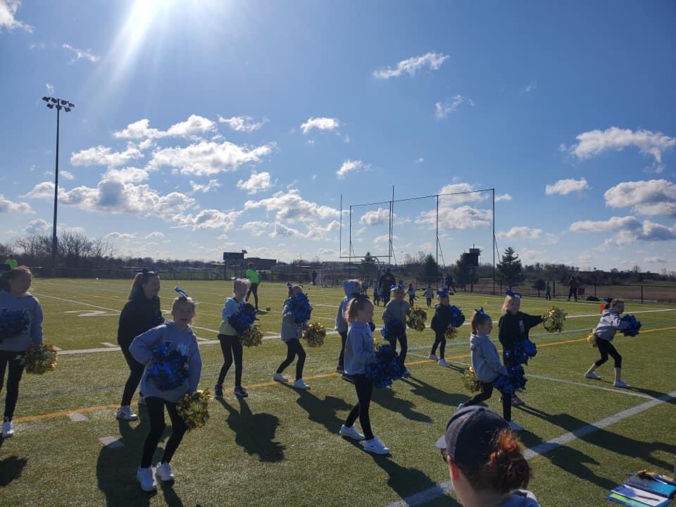 Wntzwildcats's tweet photo. It was a little chilly outside today but our Wildcats were on 🔥 🔥 🔥 H-O-T-T-O-G-O!! #WentzvilleWildcats #SpringFlagFootball #SpringCheerleading #YouthFootball #YouthCheerleading #WeAreWentzville https://t.co/yuwC2oPBlP