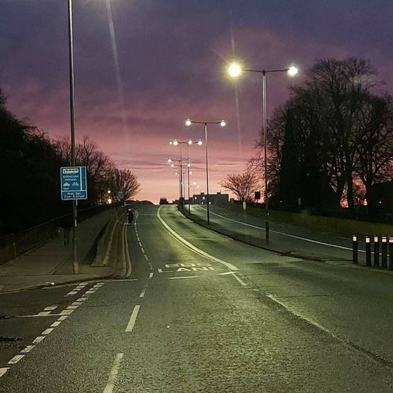 HumberbeatHULL's tweet photo. #HullPatrolTeam2 Good evening from T2.We are here until 7am answering your calls for service in and around Hull.Briefings are done and the curfews checks, arrest attempts and default areas have all been handed out. Remember we are always here for you 24x7  #oneteam #safeguarding https://t.co/KasMYlnmw3