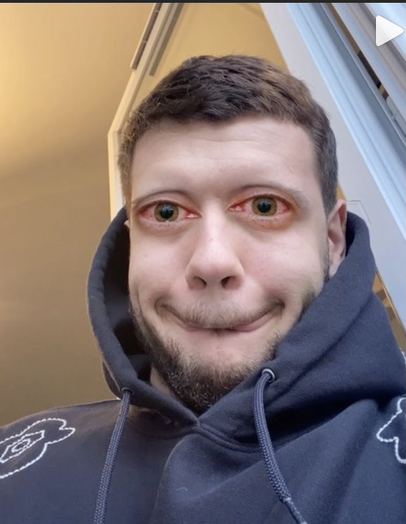 #meme faites moi de venir un meme 
#humour #DopeOldPeople