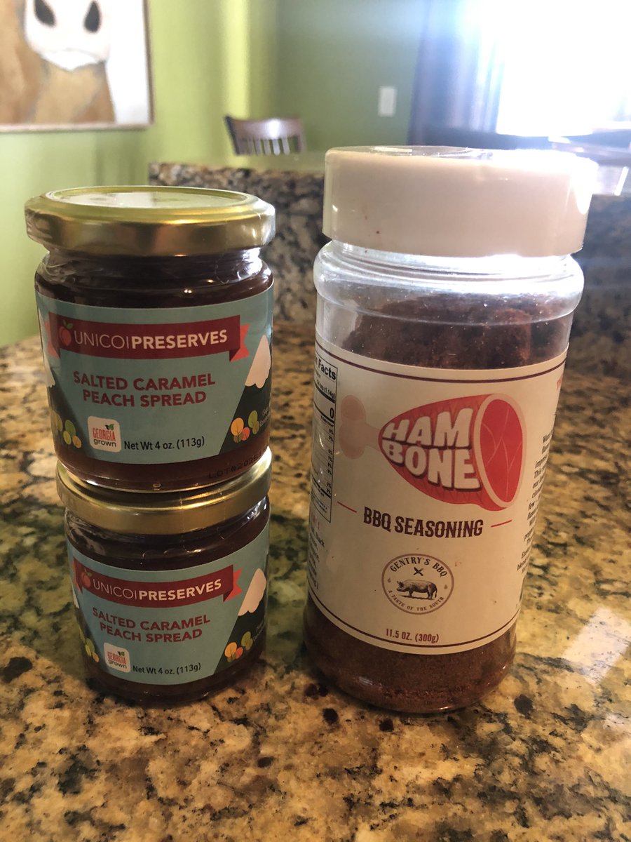 HaroldStockburg's tweet photo. With Easter being next Sunday, I thought it proper today to cook my famous double smoked ham, smoked on the @BigGreenEgg using apple wood. Rubbed with Gentry’s BBQ Hambone, and a salted caramel peach glaze using @UnicoiPreserves all available @EldersHardware of East Brainerd. https://t.co/kYV4clhWhe