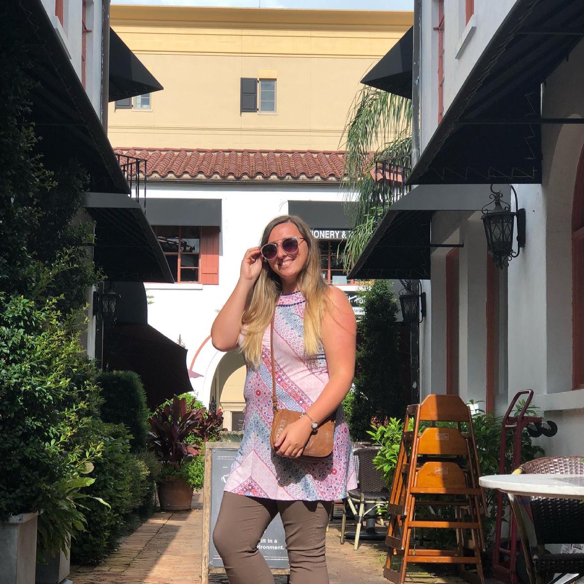 Cerceee's tweet image. I hit another milestone this week. Remember when you buy something and promise yourself you’ll fit into it? Only took 3 years. #50PoundsLost #IGSawItFirst