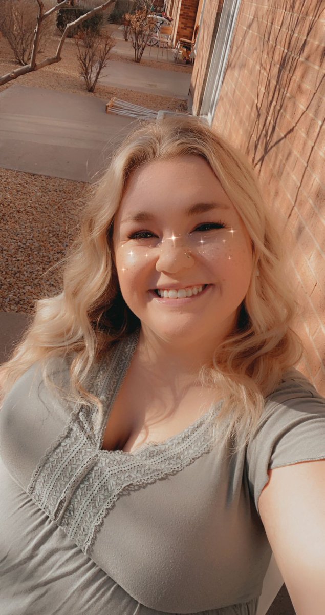 literallysaras's tweet photo. Ready for #hotgirlsummer https://t.co/5A7jzlVhgq