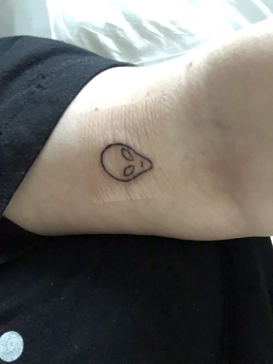 mind_v_matter's tweet photo. Got some pretty rad tattoos in Denver today with Aub. Reminds me of @MileHigherPod 
@KendallRaeOnYT @milehigherjosh https://t.co/Hxfzh7iAKE