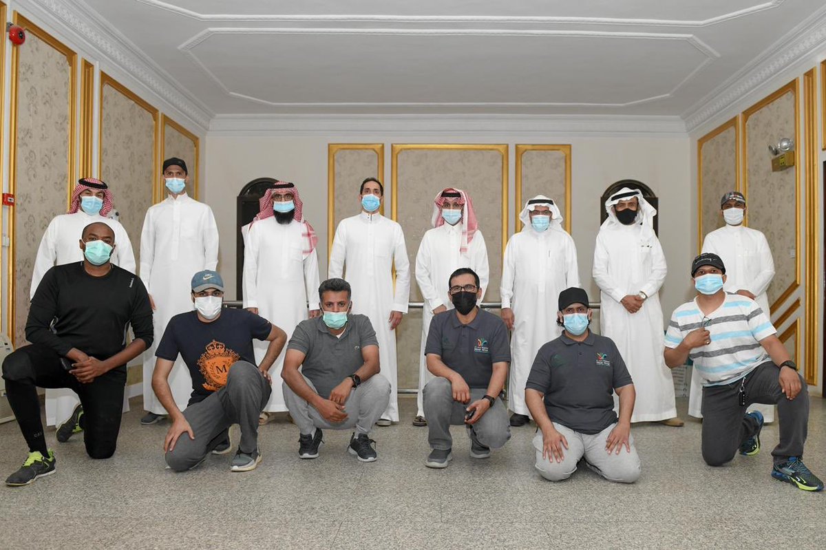 masar_group's tweet photo. عقد مجلس إدارة #مجموعة_مسار وكباتن المجموعة اجتماعاً دورياً لبحث تطوير تمارين المجموعة ومناقشة المواضيع ذات العلاقة
برعاية @NCMH_SA 
#مجتمع_صحي_رياضي https://t.co/r0ZXPMg30e