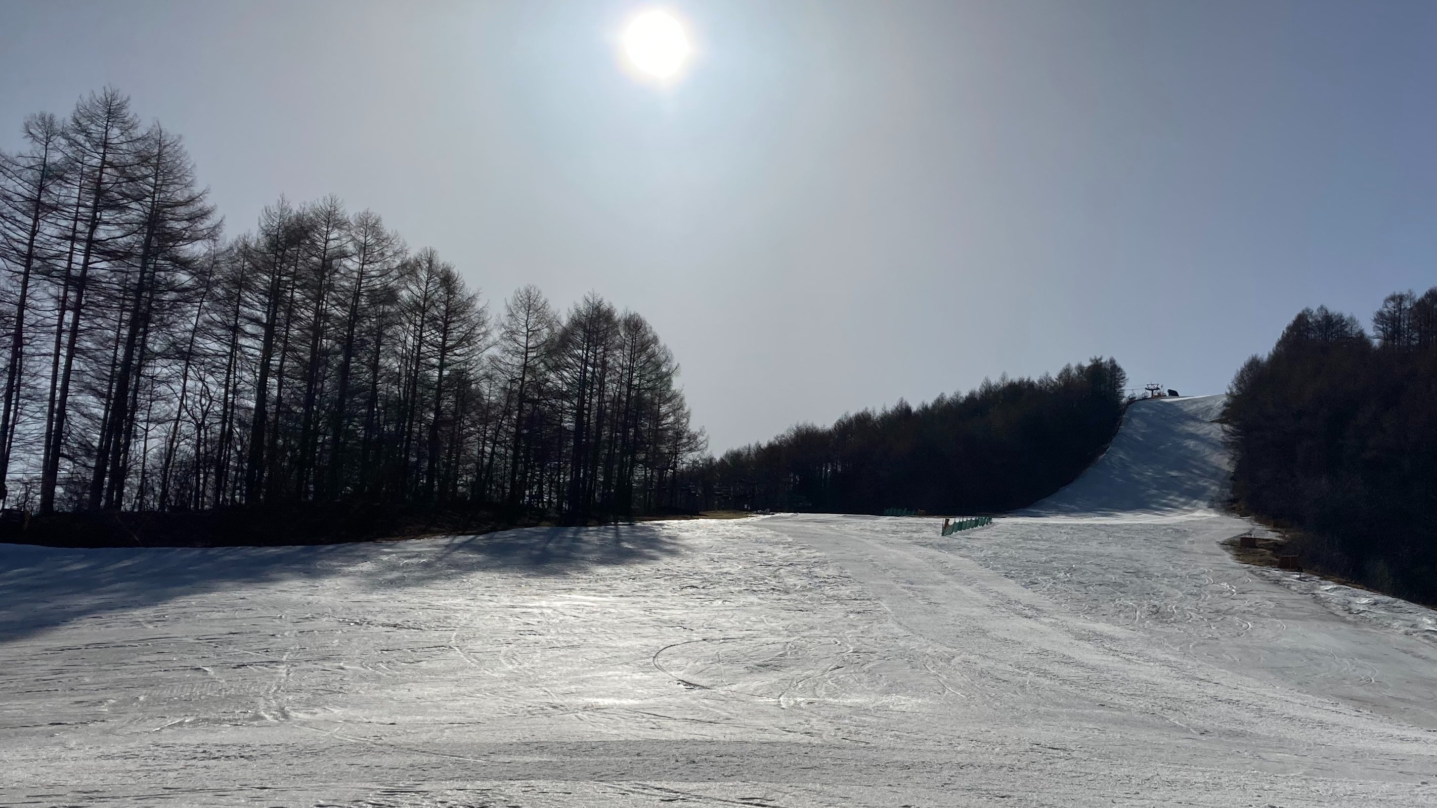 軽井沢スノーパーク 21年03月29日 月 軽井沢スノーパークの天気です 天気 晴れ 気温 11 積雪 45 Cm 雪質 湿雪 春スキー割引のお得なチケットをご用意しております 皆様のご来場をお待ちしております T Co 9aqs3p5dvo Twitter