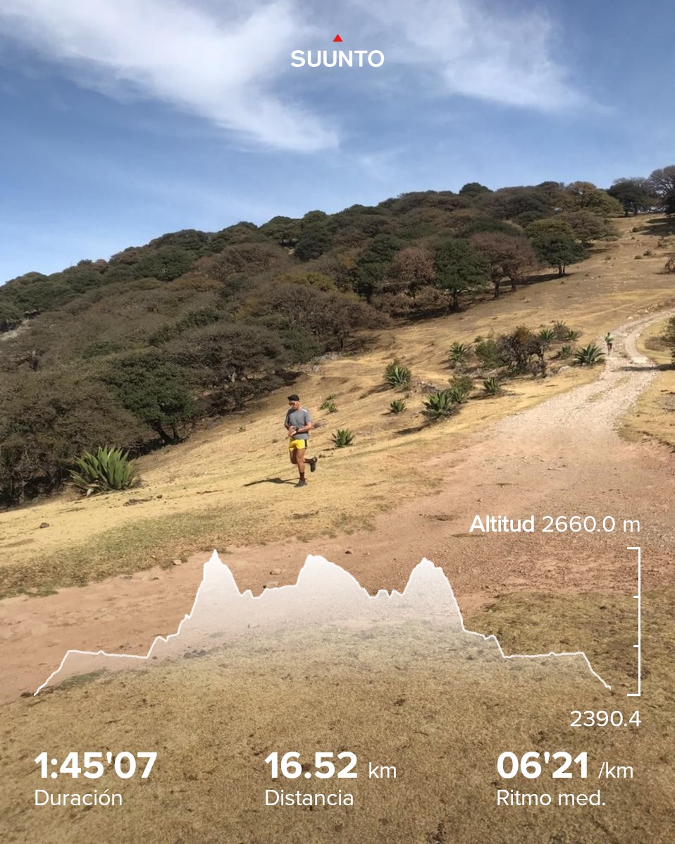 LeconaAdrian's tweet photo. Día de cerro #suunto #timetoplay #YoElegiCorrer #corrermeha #running #runner #runners #domingo #DomingoEspetacular https://t.co/I6eu1mVF0F