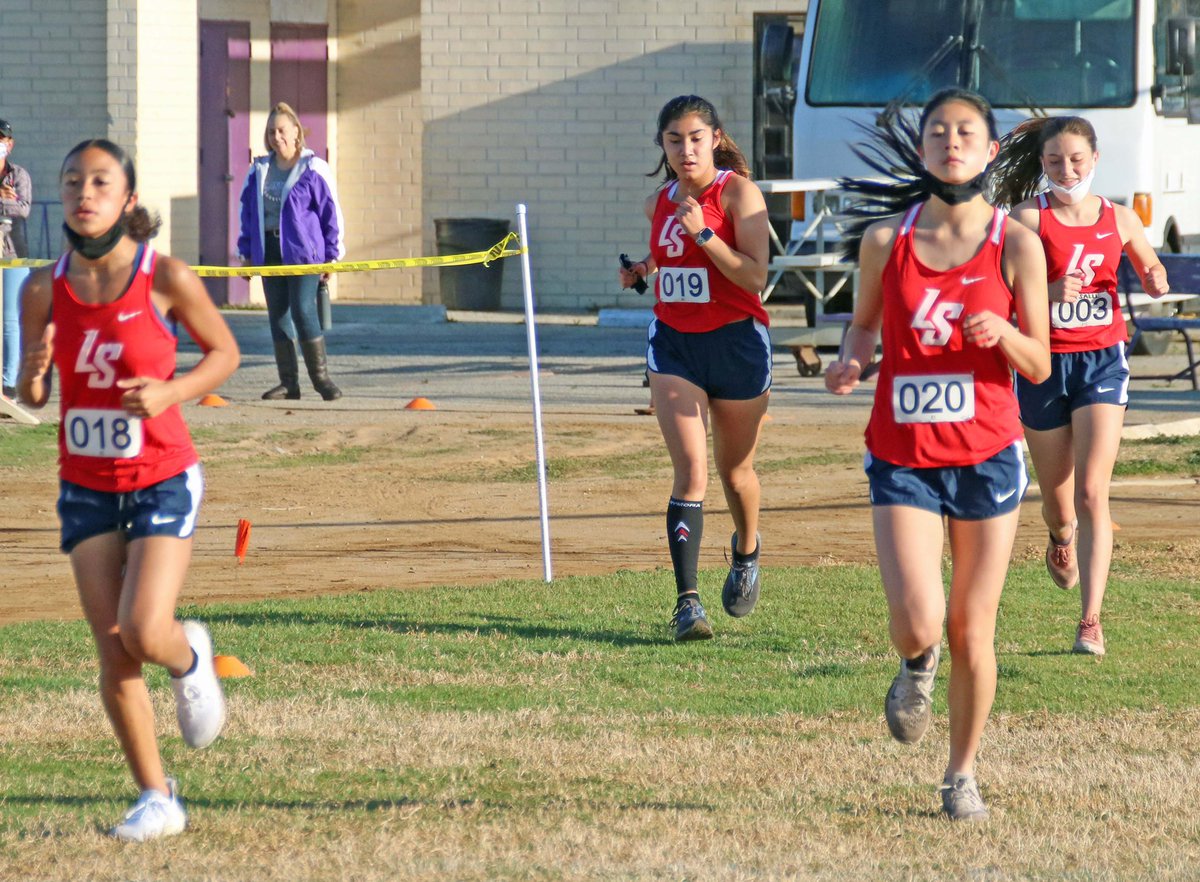 LaSalleLancers's tweet image. Congratulations to the girls cross country team for being crowned the 2021 (Spring) Camino Real League Champions after their 21-37 win over St. Anthony on Saturday!  Great job Lancers!! @SGVNSports @James_Escarcega  @LaSallePas