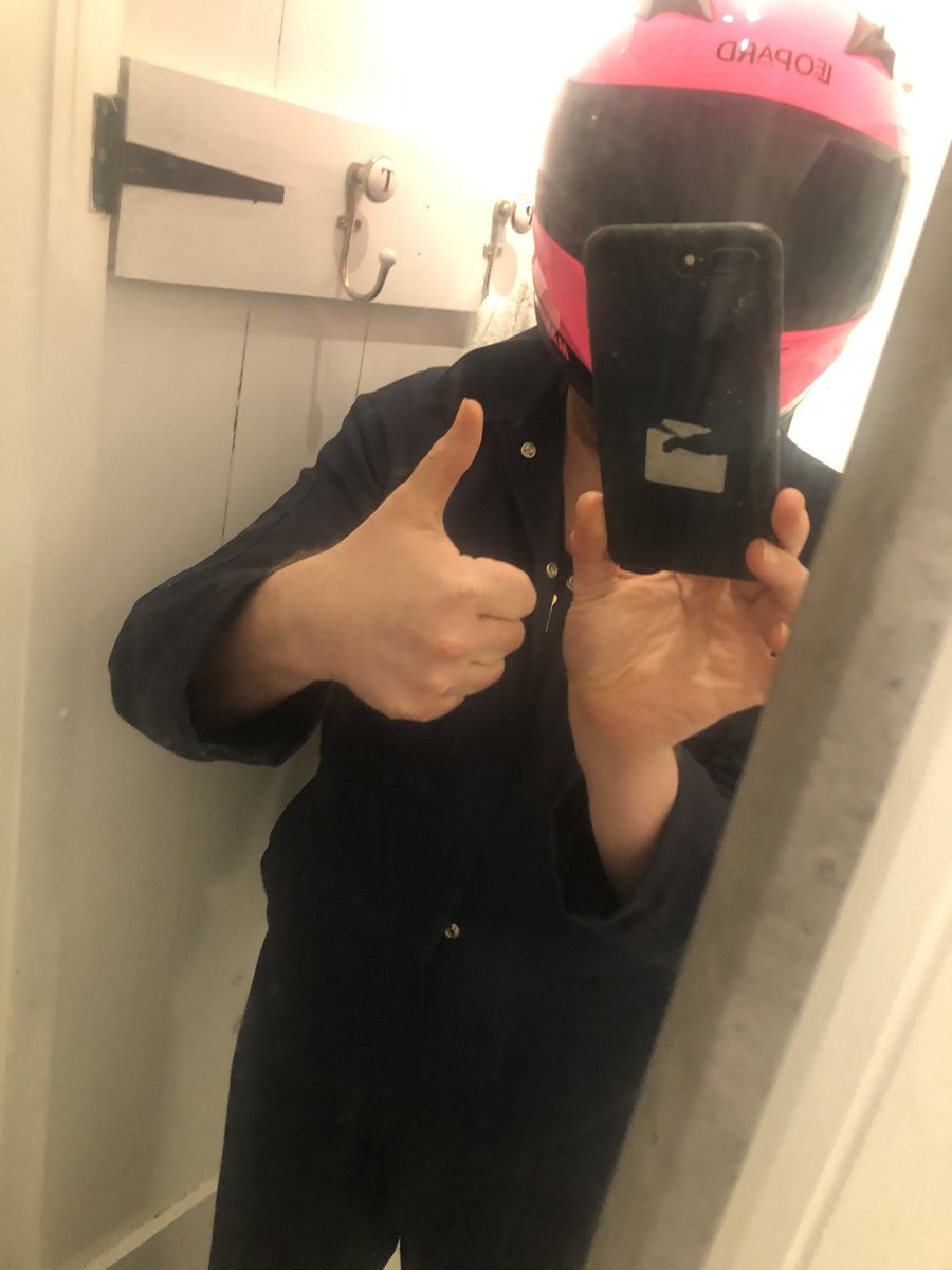 BarryWelshXXX's tweet photo. Thank you Cardiff cock sucker boys 3 collabs booked already! Tidy! 👍🔥😜🍆🏴󠁧󠁢󠁷󠁬󠁳󠁿😂💦 #collabs #welshy #whichgears #pinkhelmet https://t.co/1PlzGtkTli