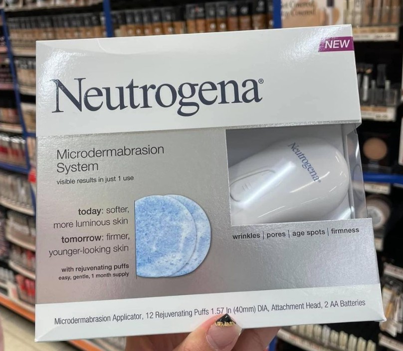 JazzPreorder's tweet photo. Neutrogena Microdermabrasion System ฿1,490.-สำหรับผิวที่กระจ่างใสมากขึ้นและผิวที่ดูอ่อนเยาว์
-91% มีผิวเรียบเนียนและกระจ่างใสขึ้นทันที
-88% มีการปรับปรุงที่มองเห็นได้ในรูปแบบของริ้วหลังจาก 1 สัปดาห์
-88% ลดการปรากฏของริ้วรอย
-72% มีผิวดูกระชับ https://t.co/OoCwdEhhaW