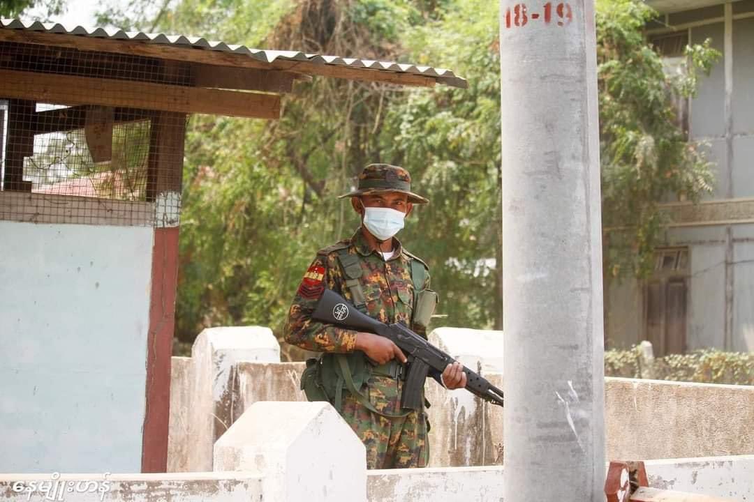 Now it is happening in Myanmar!
The Badge is showing the Rod of Asklepius!
I dont know what kind of soldier but surely the Asklepius rod is the Symbol of Medical Profession of saving life!
In stead, they are killing brutally, abhorrently and inhumanely!
#Myanmar <a href="/sandssidhu/">Sandi Sidhu</a>