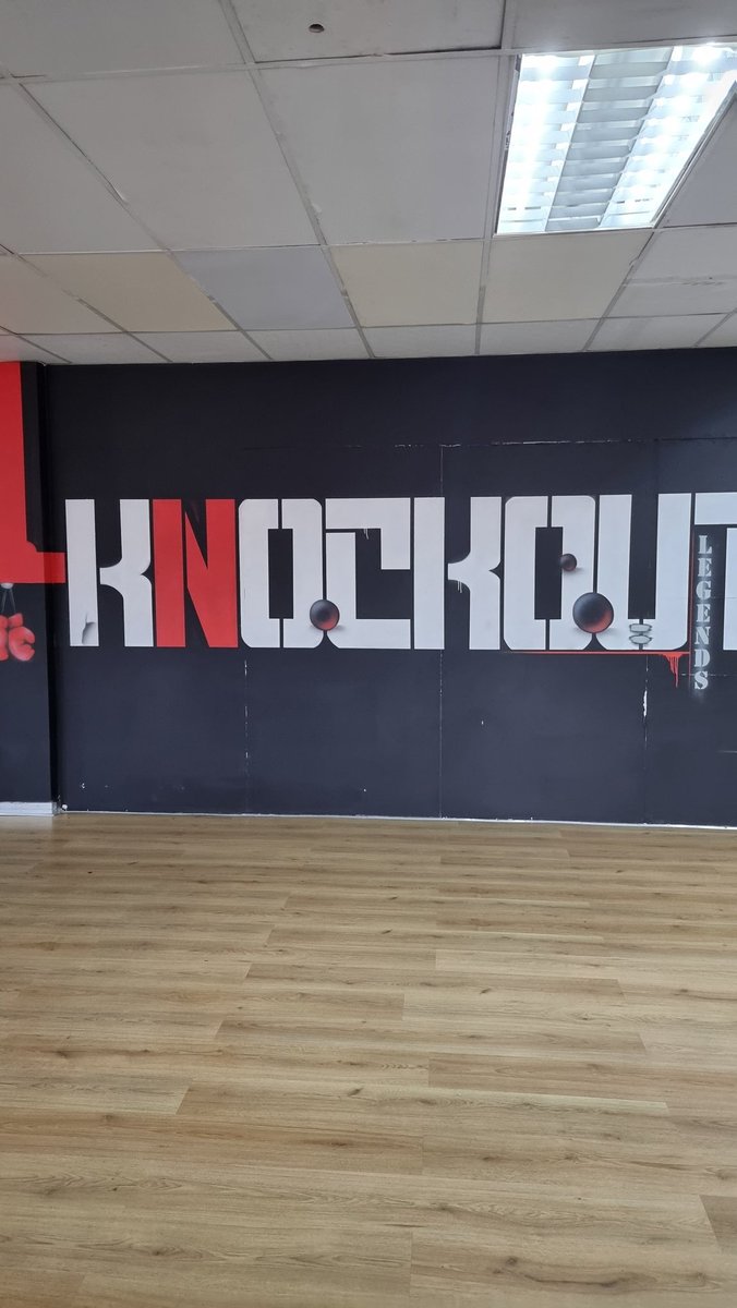 ArnoldMokoena's tweet photo. Tough session 💪 @KnockoutLegends https://t.co/Jc0Qo2T5c8