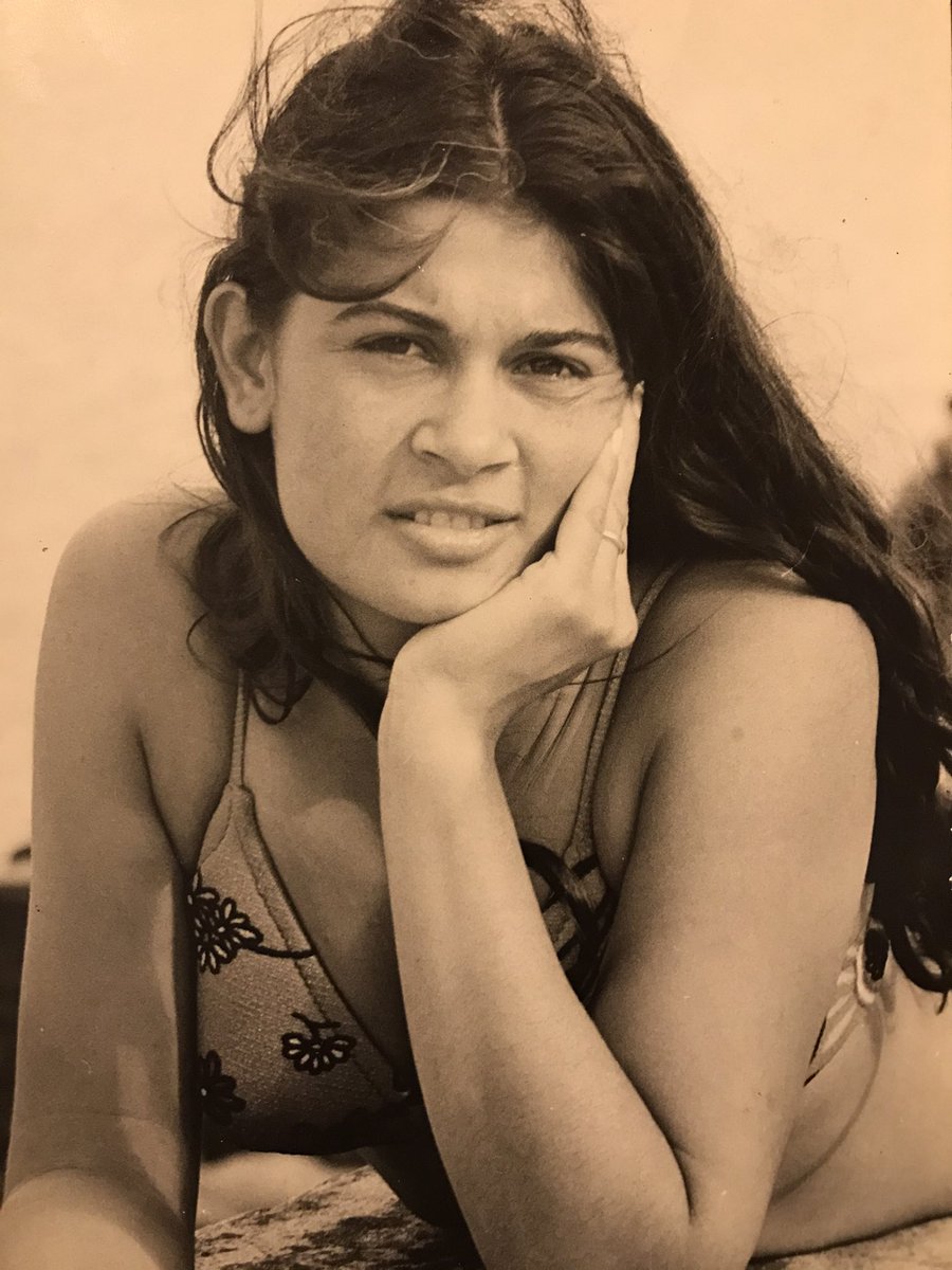 salvarmeahora's tweet photo. miren lo hermosa que era mi abuela🧡 https://t.co/EeMerNpyzj