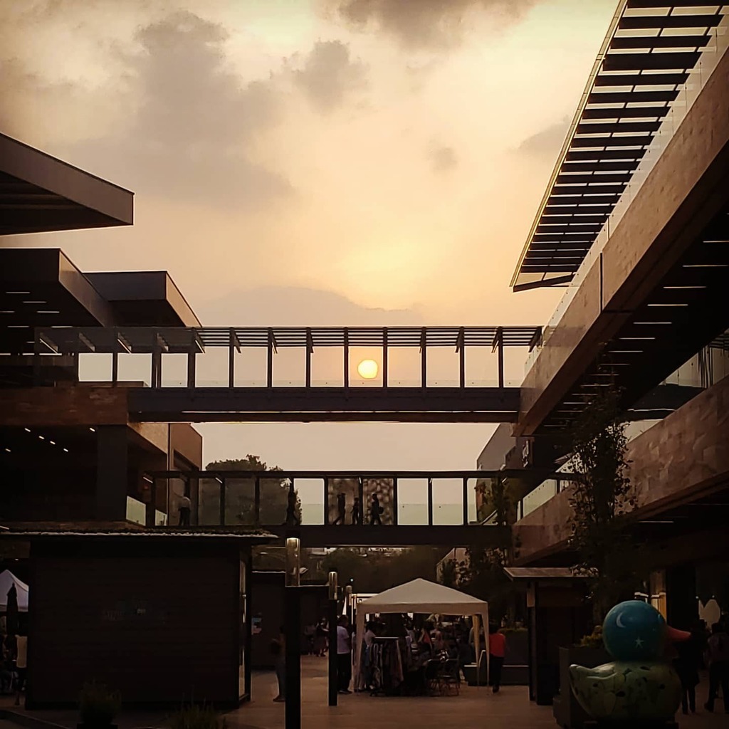ventrux's tweet photo. Tarde de #cafe y #tolvanera
#coffee #mexico #food #love #coffeeshop #coffeetime #amor #cdmx #coffeelover #photography #breakfast #coffeelove #travel #coffeelovers #fotografia #delicious #instafood #instagood #cafeteria #drinks #lifestyle #oaxaca #espre… https://t.co/AyjiepQV3t https://t.co/YGGGnKxdMs