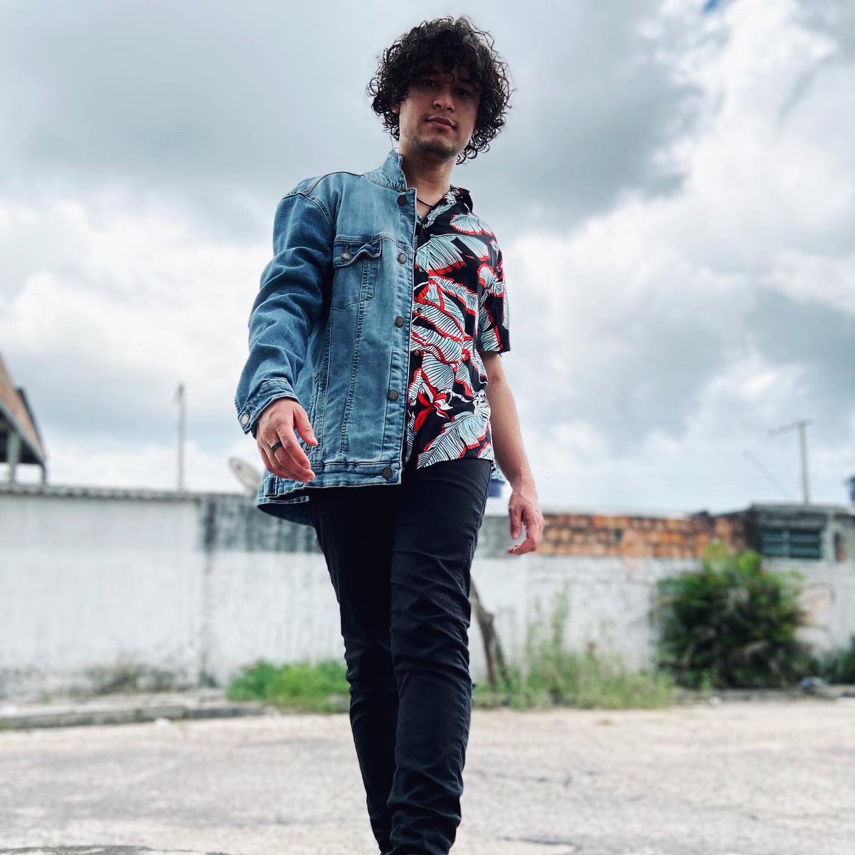 junior_vy's tweet photo. Ig: @junior_vy

Me sigam lá https://t.co/SGfd7WLBqB