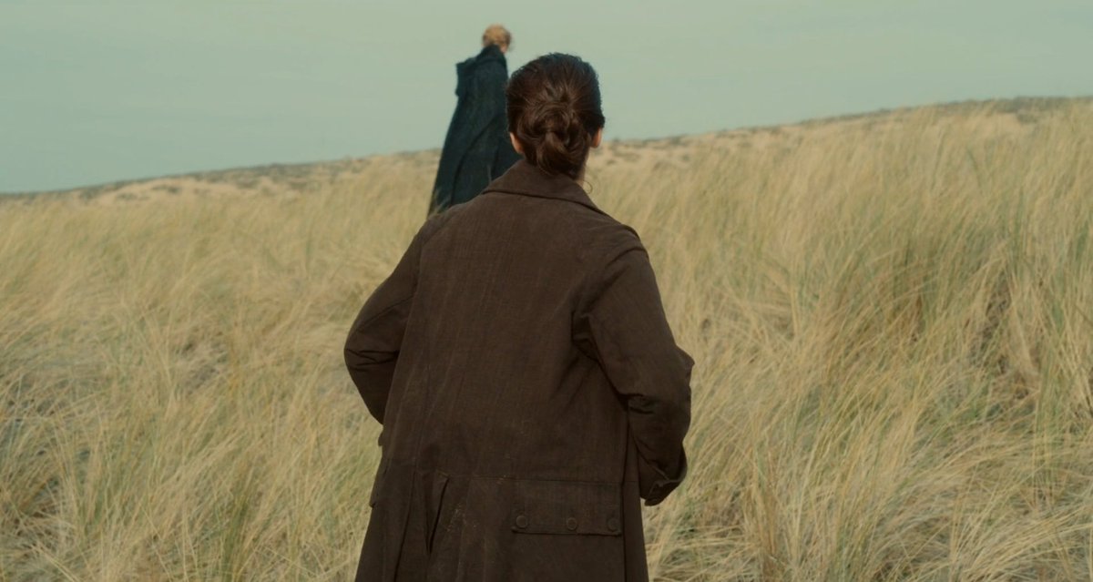 TheCinesthetic's tweet photo. Portrait of a Lady on Fire (2019) dir. Céline Sciamma https://t.co/vCgbsy0IOE