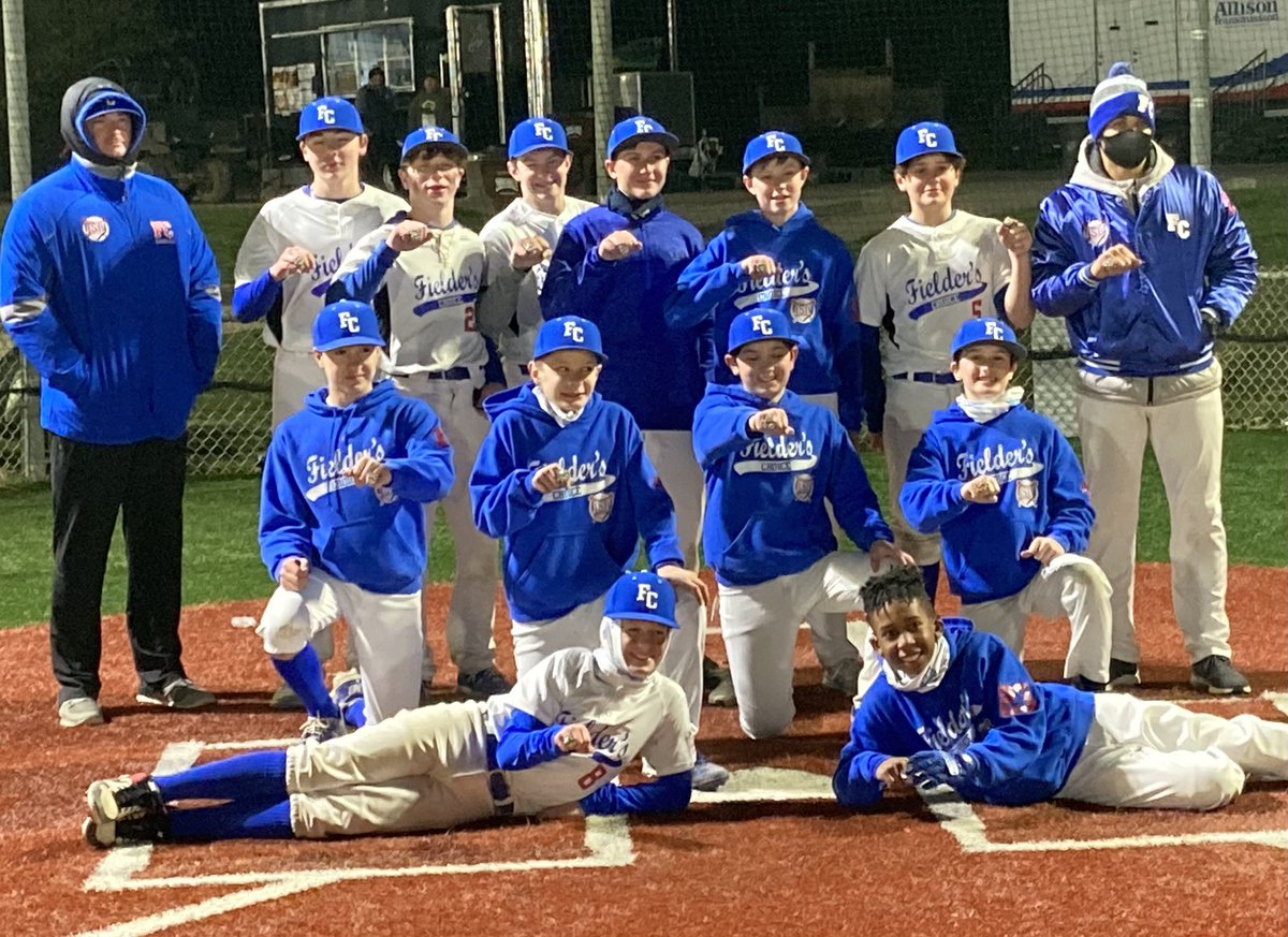 billsobonya's tweet photo. Congratulations Fielder’s Choice 13u!  @UsssaOhBaseball #weekendtourney #champions #team ⚾️ 🏆 https://t.co/coi58F7fTt