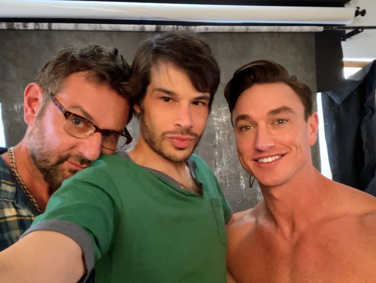 JoshSabarra's tweet photo. Definitely a Sunday Funday! Love @magnushastings1 and @CadeMaddoxXx. ❤️ #JoshSabarra #MagnusHastings #CadeMaddox #Sunday #SundayFunday #weekend #photography #LGBT #gay https://t.co/yQErgGBh8Z