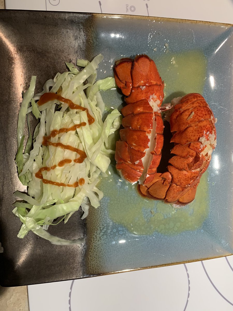 AJTonnesen's tweet photo. What do you do for your #bestie little one on a #SundayFunday well you make her #lobsterfest of course! Steamed cabbage and tomatoes too!
#GirlDad #MoochieSweets #BigGirl #NewThings #sundayvibes #Foodie #DADDYSGURL #daddyslittlegirl #dadlife https://t.co/C0shgHp38B