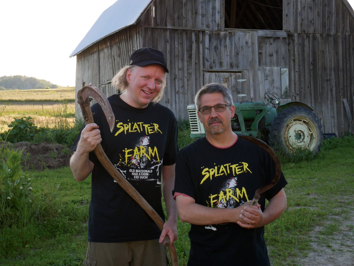 JeffKirkendall1's tweet photo. Another pic... On the set of the feature film #ReturnToSplatterFarm in 2019 :) https://t.co/gRCQVkKHHK
