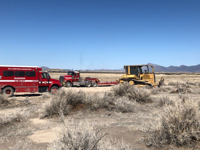 CodeRed001Blue's tweet photo. #RefugeFire #SiskiyouCounty #CalfireSKU picture https://t.co/5d8roY7Sbi