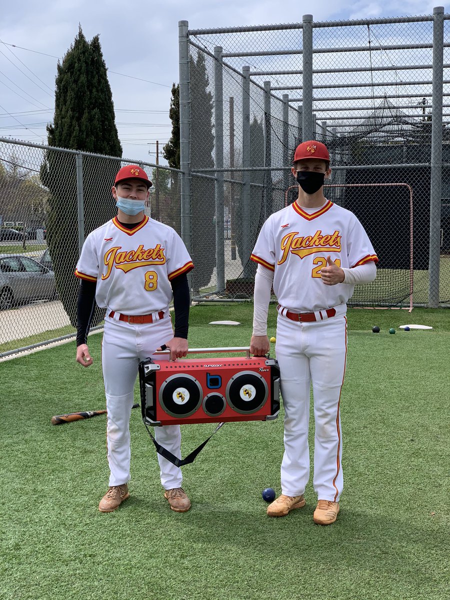 PeanutEmil's tweet photo. S/O to @BumpBoxx for providing the tunes for @b_h_s_baseball this season! https://t.co/3WNKzT7fCz