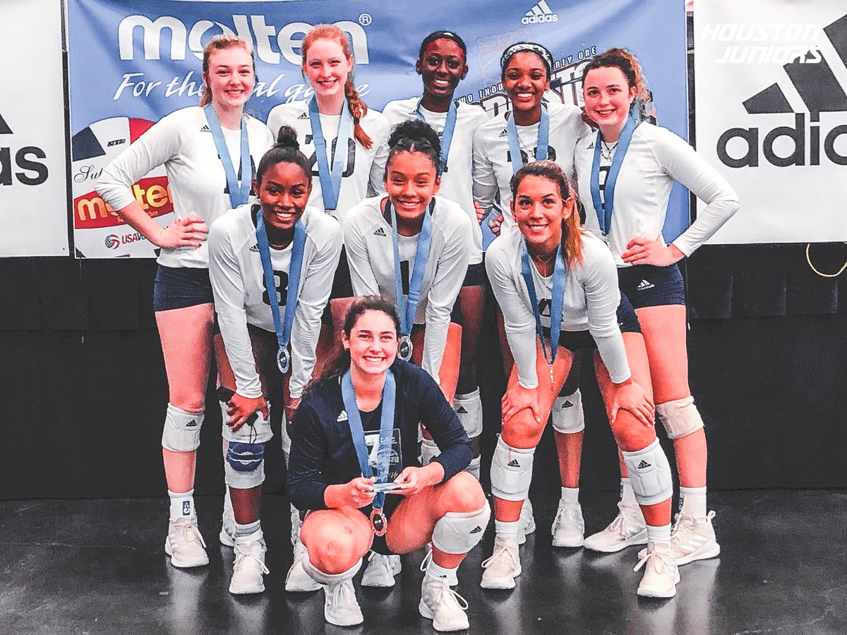 houstonjuniors's tweet photo. 𝗣𝗟𝗔𝗬𝗘𝗗 𝗛𝗔𝗥𝗗 &amp; 𝗖𝗔𝗠𝗘 𝗧𝗢 𝗪𝗢𝗥𝗞 🧰 #HJV18Premier brought home silver medals, finished second overall in the Lone Star Qualifier and upgraded to a USA bid to 2021 GJNC! Team had worked very hard to have strong showing and went 7-2 (15-4 in sets) over the weekend. https://t.co/rOWESe1lnc