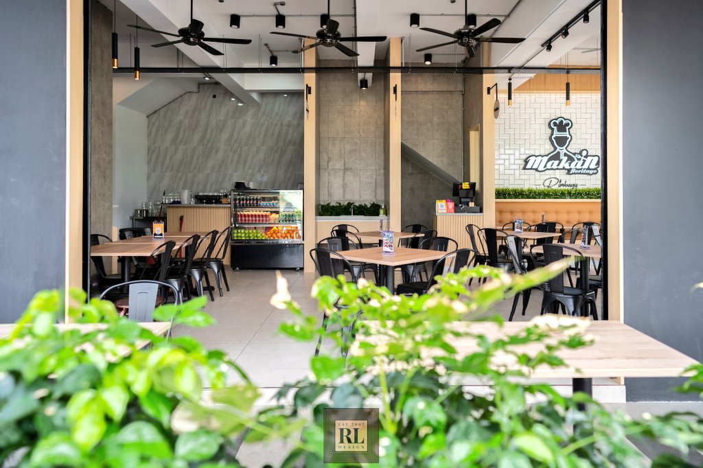 RedLandDesign's tweet image. Green zone to enjoy delicious local food #makanherritage #restaurantdesign  #ipohinteriordesign #redlanddesign