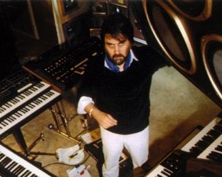 March 29
1432 Mehmed the Conqueror
1943 Vangelis: Greek composer and musician
1943 John Major Former PM of the UK
1943 Eric Idle English comedian
1971 Lara Logan British TV journalist and war correspondent
1964 Elle MacPherson Australian model
Yes 1943 was a pivotal year
