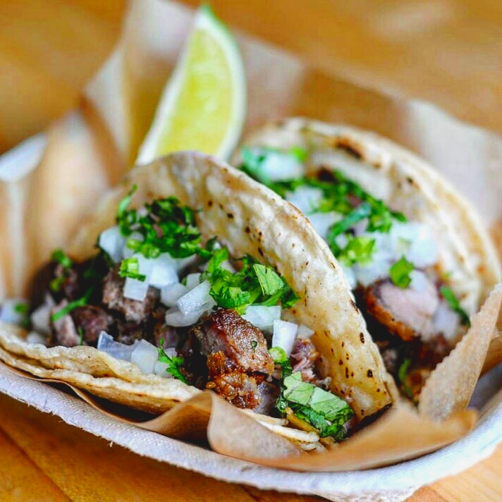 tamalespaceship's tweet photo. This week dinner services from 4:30pm to 7pm
Wed March 31st. Andersonville (Ashland & Summerdale)
AND
Norwood Park East (6448 N Milwaukee ave)
Hope you can join us #Supportlocalbusiness #supportsmallbusiness
#tamalespaceship
TACOS, TAMALES, CHURROS & MORE!! https://t.co/kPRnDePF7Y