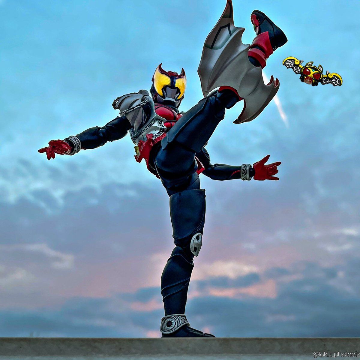 toku_photobiz's tweet photo. 「2007-2009: 電王、キバ、ディケイド」
Time to finish off Heisei Phase 1 for #RiderMonth!
#JUSTICEFORKAMENRIDER
@BluefinBrands @TeamRiderUS https://t.co/IQ188BkjJQ