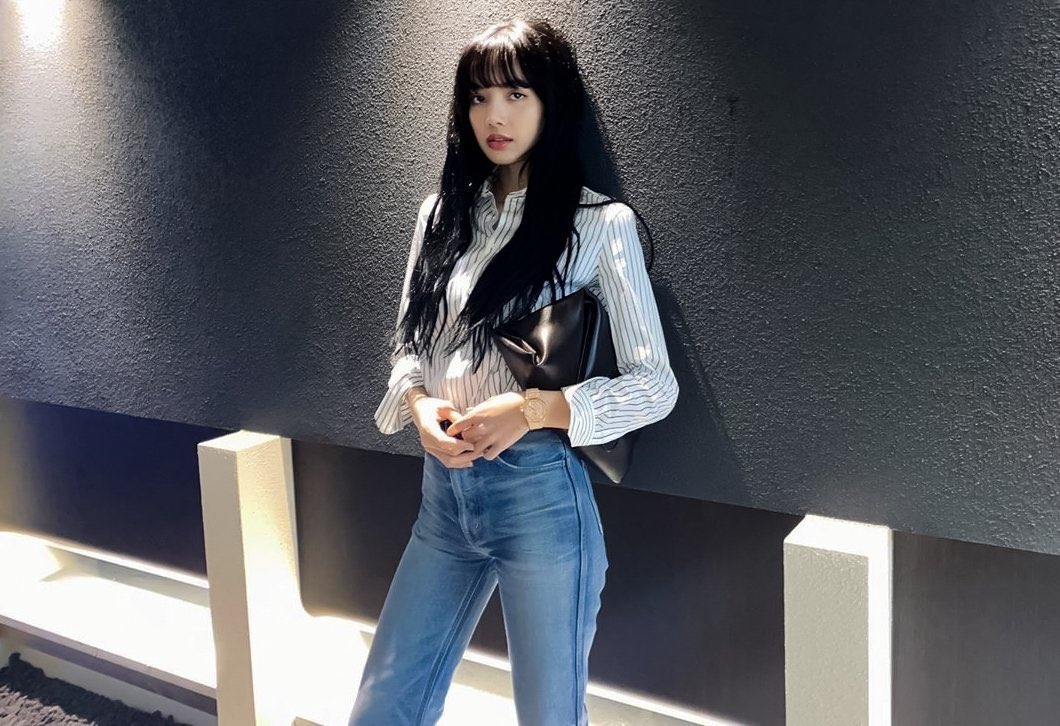 krysxpp's tweet photo. ลิซ่า อยู่ในอันดับที่ 6 ของผู้มีอิทธิพลทางดนตรียอดนิยมบน IG Worldwide แล้วดูรายชื่อข้างๆน้องแต่ละคนสิแง🥺✨  #리사 #LISA @BLACKPINK https://t.co/uxwP1vo9PS
