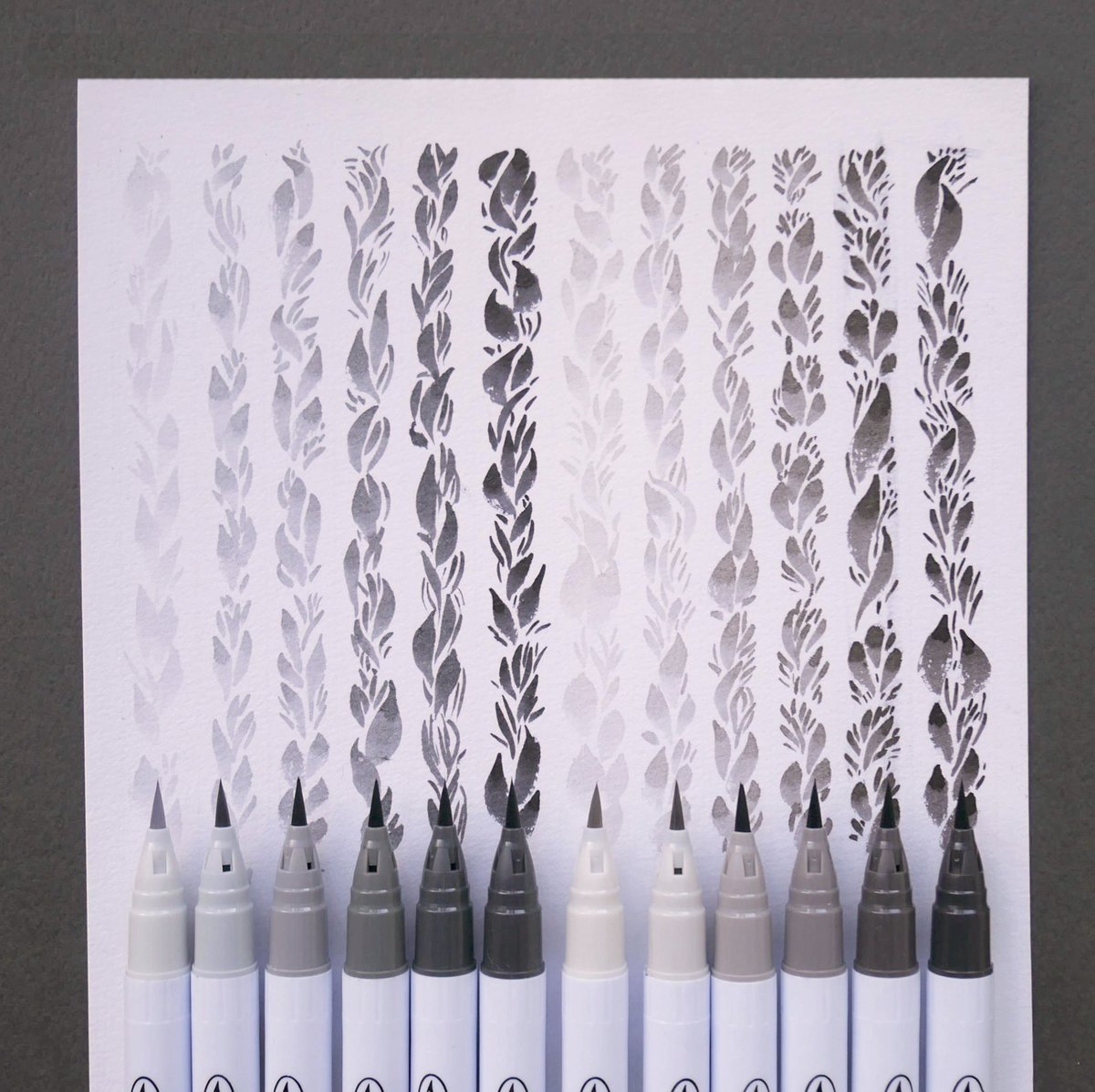 Cool or Warm, which gray color set is your favorite?
Tell us below☺