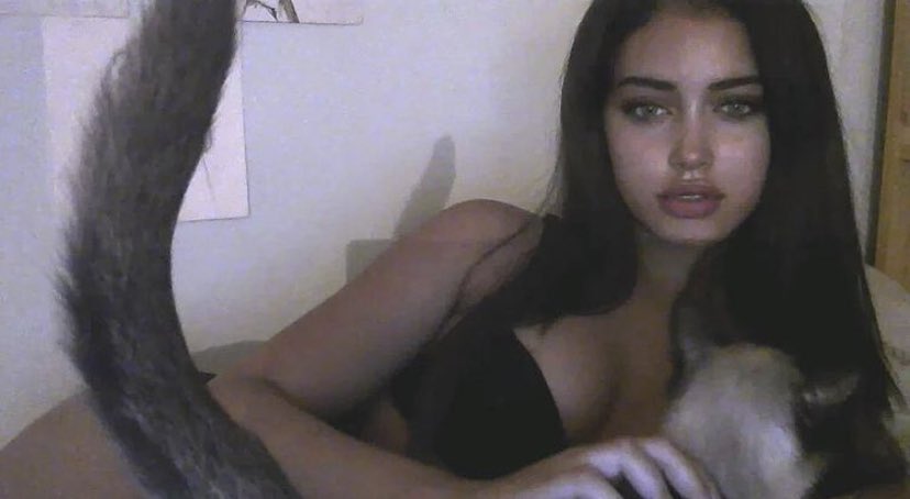 bbabyalyssa's tweet photo. sugar daddy who wants to send me gift cards and talk to me 🥺 xx https://t.co/ryBeCgQSLj