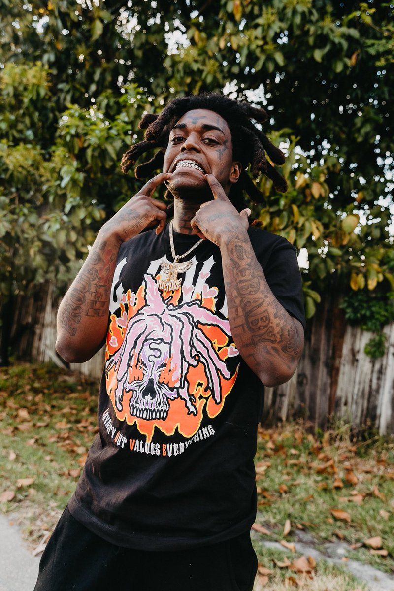 _Insurgo's tweet photo. L.O.V.E
@KodakBlack1k by @_Insurgo
#LOVE #KodakBlack #LoyaltyOutValuesEverything https://t.co/I8rSSuWRdK
