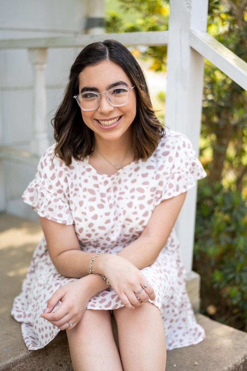 infinitephototx's tweet photo. Hi! Senior session is in full effect! I have been super busy! Here are some beautiful photos of Emily! #iptx22 https://t.co/Io2sO05xEx