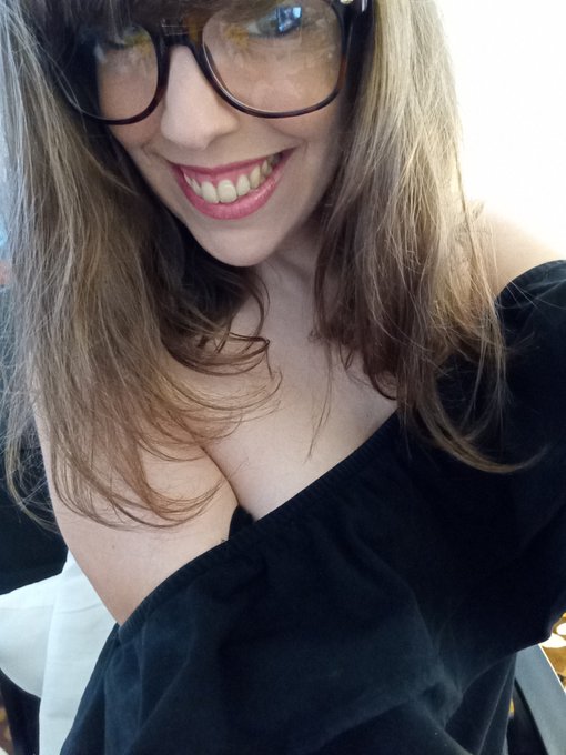 Online @chaturbate! Feline fancy today! https://t.co/ISes9Guc1q   #chaturbate  #pornhub  #cammodel  #camgirl<a class="tags" href="/tag/chaturbate">@chaturbate</a><a href="/tag/pornhub"class="tags"><span>#pornhub</span></a><a href="/tag/cammodel"class="tags"><span>#cammodel</span></a><a href="/tag/camgirl"class="tags"><span>#camgirl</span></a><a href="/tag/chaturbate"class="tags"><span>#chaturbate</span></a><a href="/tag/alte"class="tags"><span>#alte</span></a>