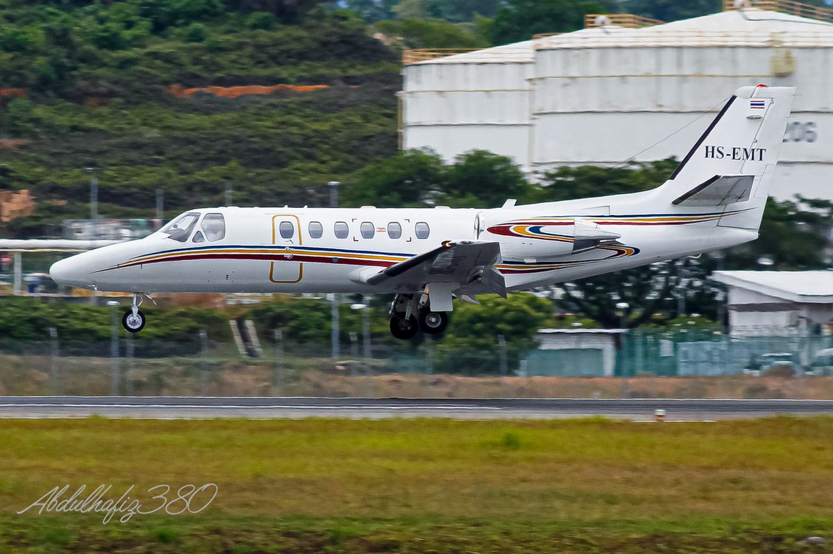 Abdul_Hafiz380's tweet photo. Salam dan selamat pagi
Cessna 550B Citation Bravo
@FlyMJETS
HS-EMT
#avgeek #aviation #aviationlovers #aviationphotography #malaysiaairports #planespotting #spotter #anjungspotter #mjets #cessna550b #aviationgeek #planespotter #plane #aircraft #boeing #airbus #pilotlife https://t.co/aiMTqSG3pP
