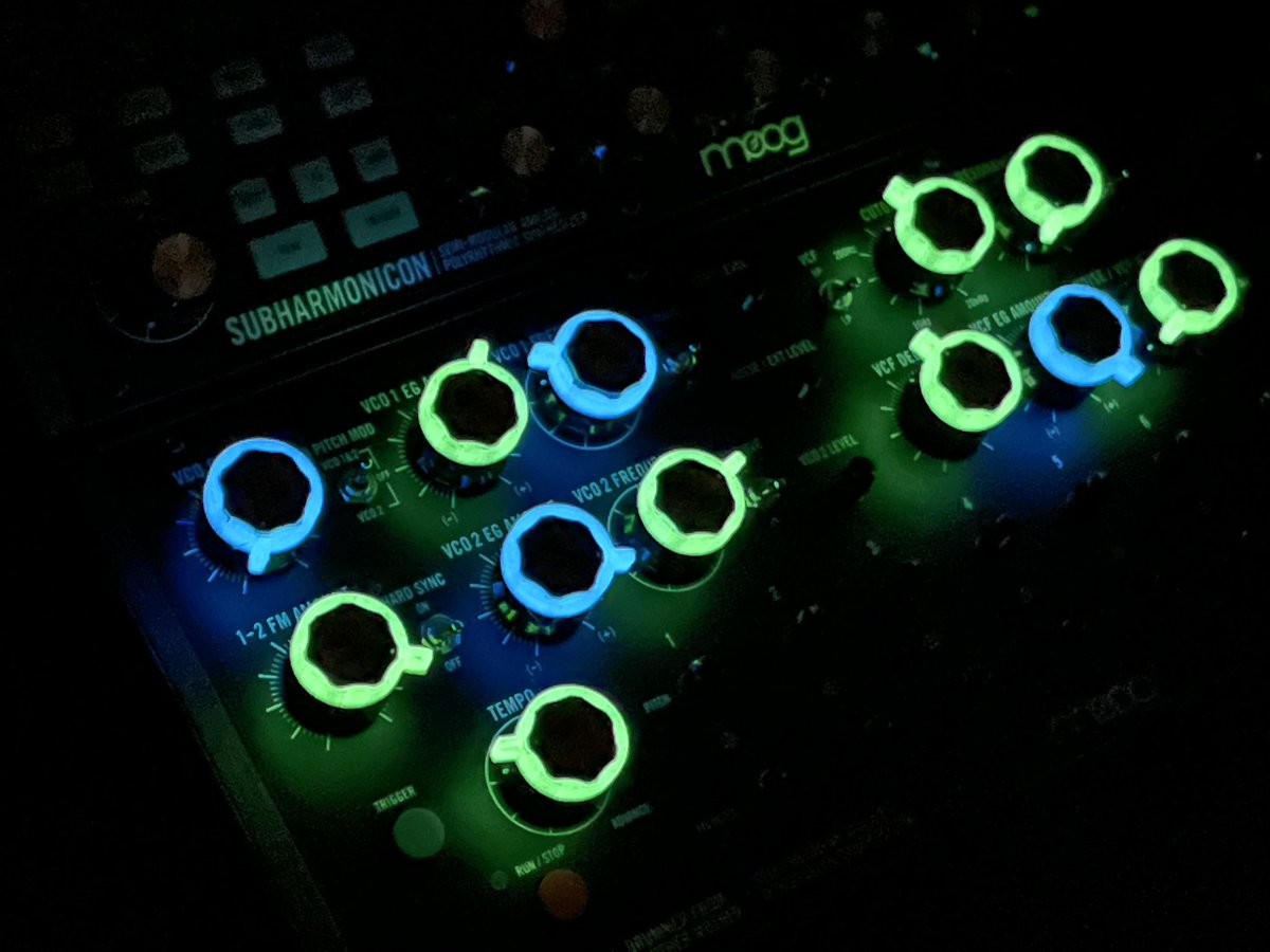gbevin's tweet photo. Glow in the dark 3D printed synth knob attachments! #synthesizer #modularsynth #3dprinting #synthhack https://t.co/xvSE5PXbrk